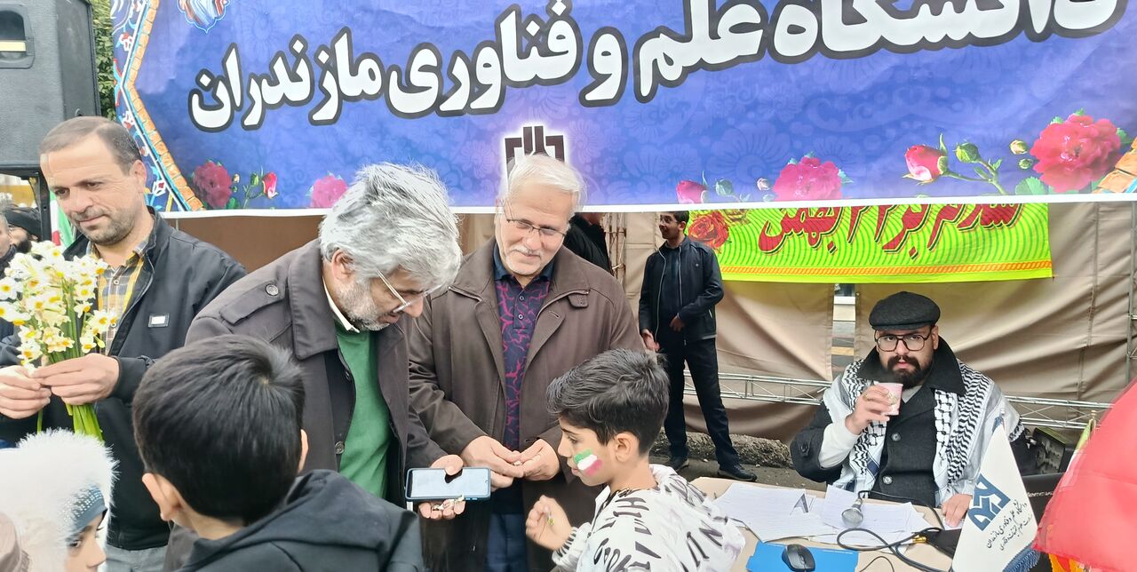 ای رهبر آزاده مازندران آماده