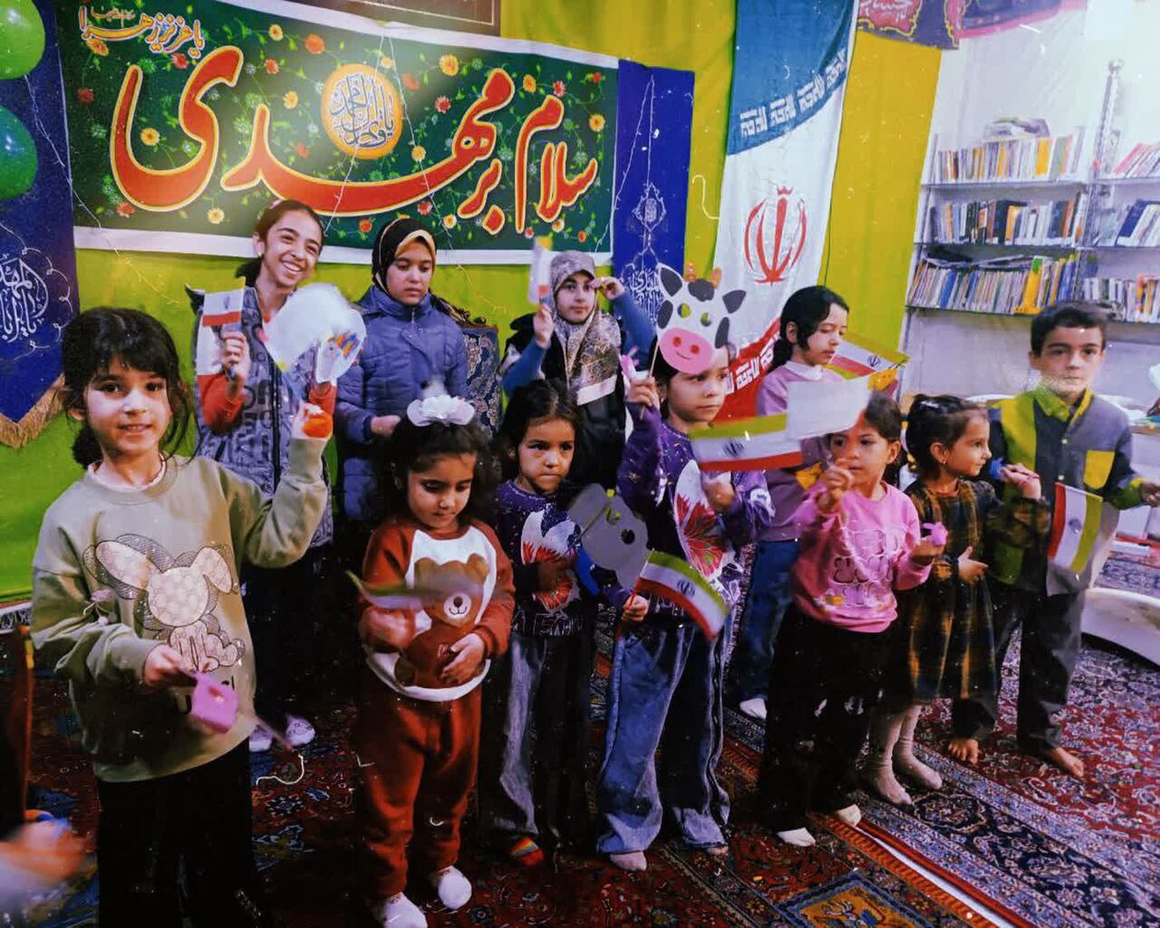 جشنواره کاردستی کودک و والد دهه فجر؛ شکوه خلاقیت در سایه پرچم ایران