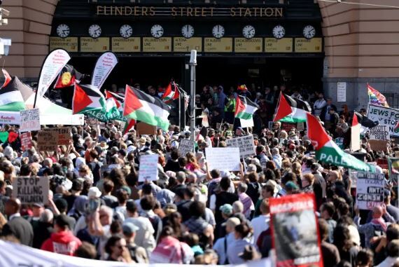 تداوم اعتراضات گسترده در استرالیا به دلیل سفر «اسحاق هرتزوگ»