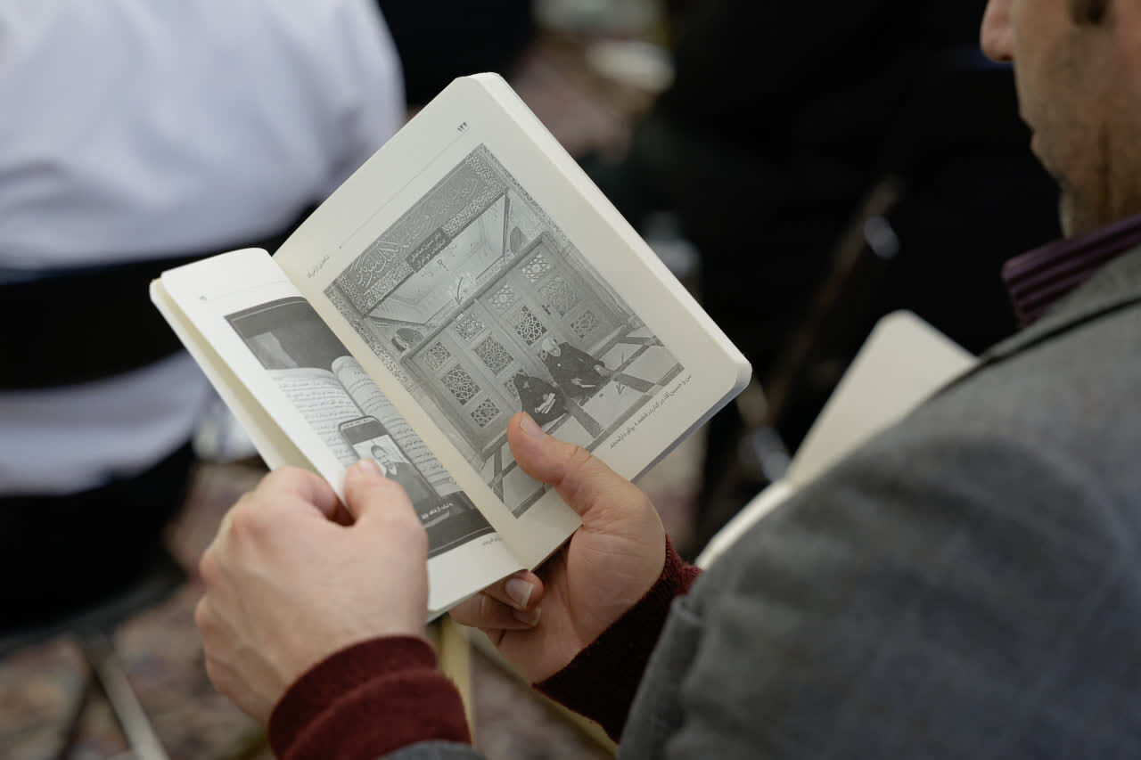 کتاب «شاهدی از آمریکا» رونمایی شد