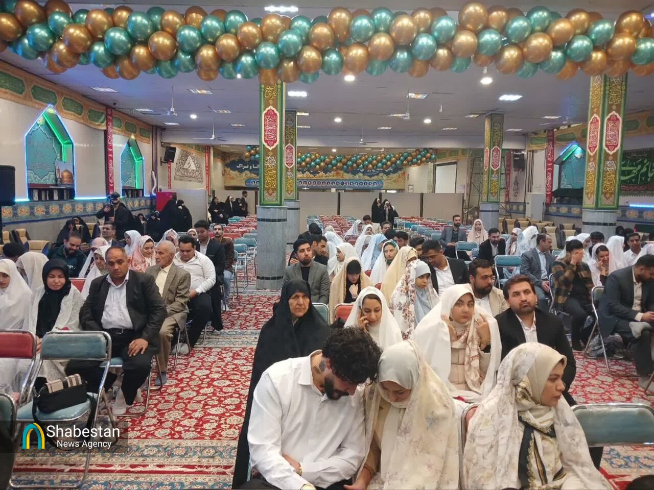 جشن ازدواج ۱۱۰ زوج در مسجد موسی ابن جعفر(ع) مشهد