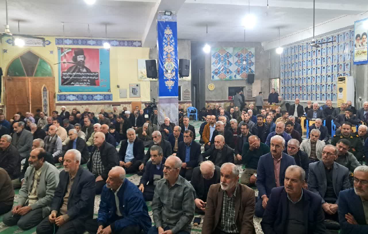 مسئولان با عذرخواهی از مردم، تشکر عملی از حماسه ۲۲ بهمن داشته باشند