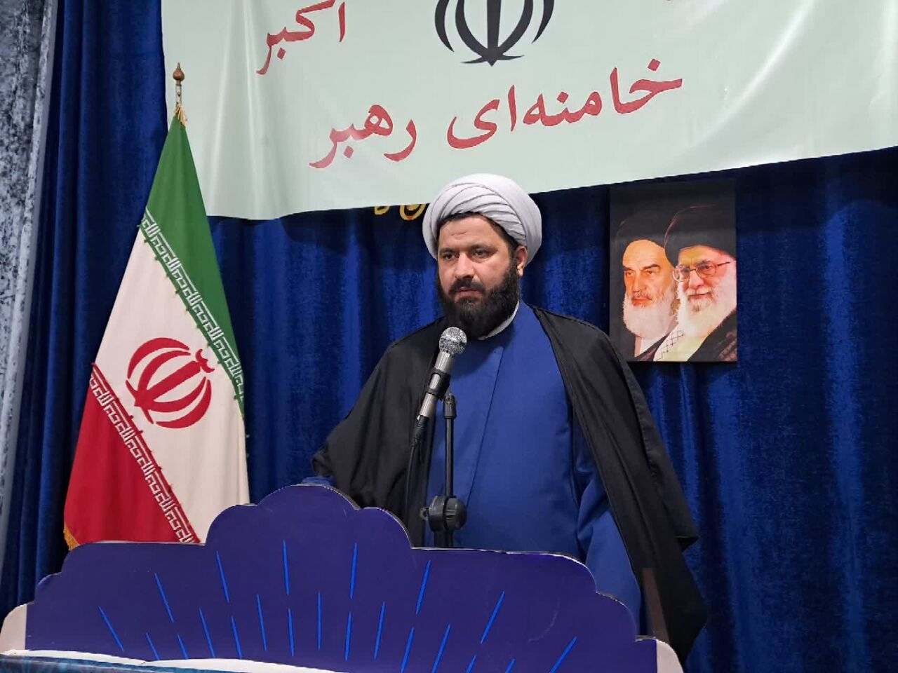 مسئولان با عذرخواهی از مردم، تشکر عملی از حماسه ۲۲ بهمن داشته باشند