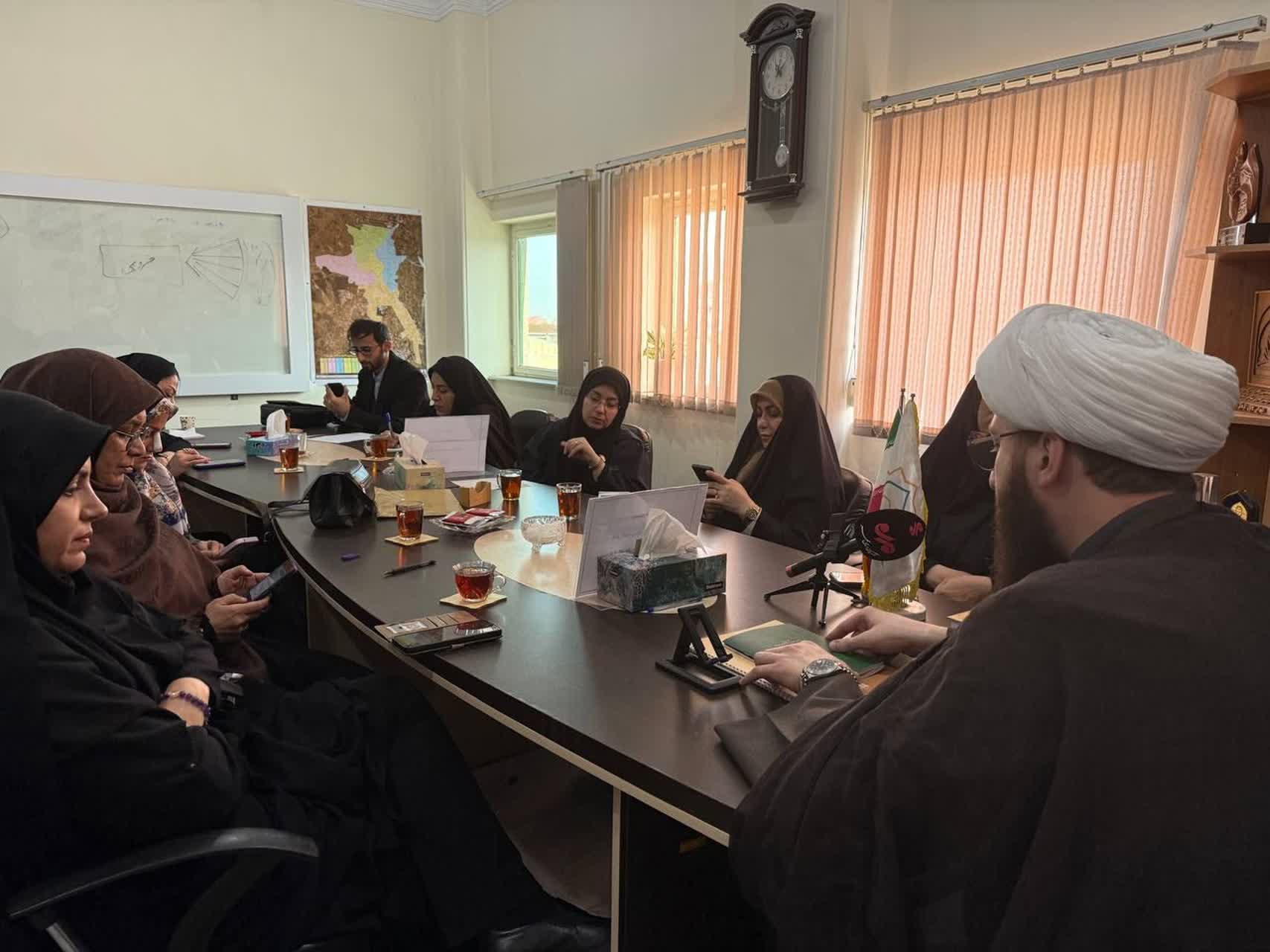 رسانه، مهم‌ترین ابزار مدیریت افکار عمومی است