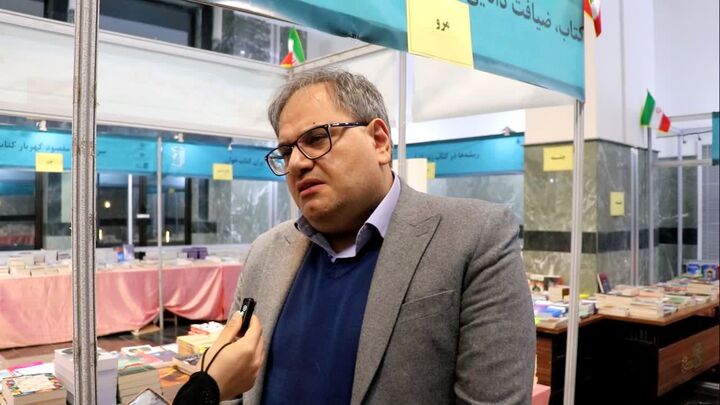 فعالیت ۱۲ هزار کتابخانه در مساجد کشور؛ فرهنگ قصه‌گویی در مساجد باید احیا شود