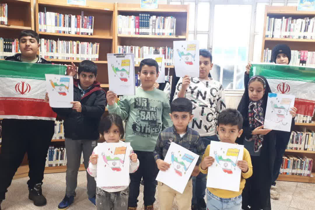 روایت انقلاب اسلامی در کتابخانههای عمومی استان مرکزی