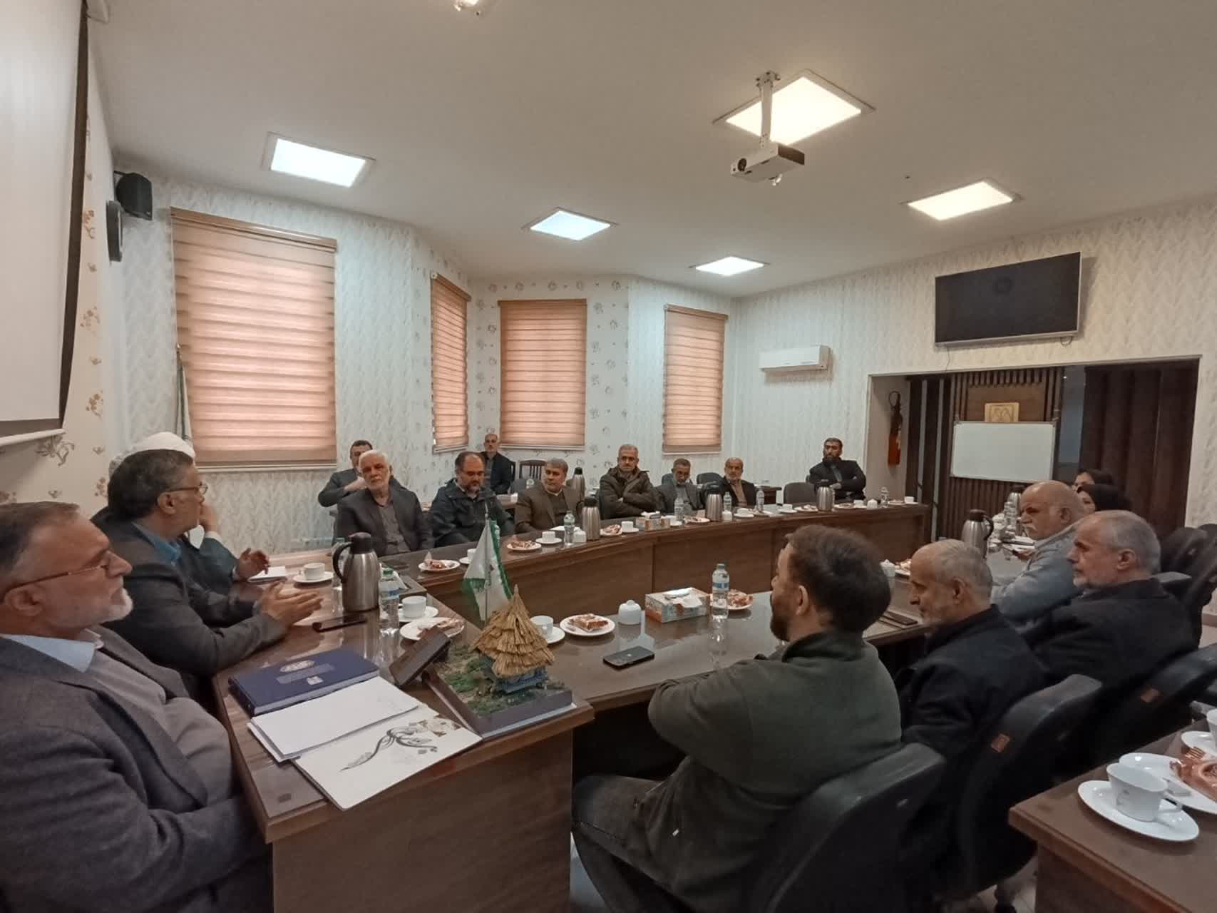 ستاد عتبات عالیات به دنبال ورود به دانشگاهها و اقناع نخبگان است