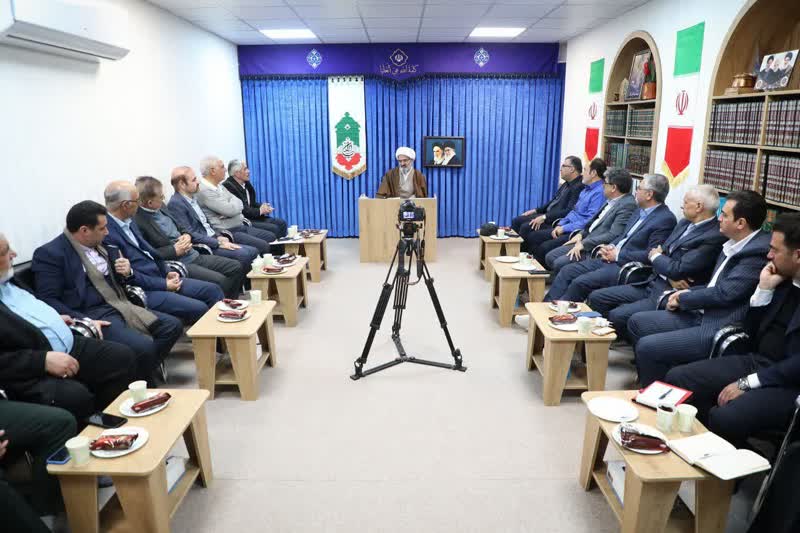 اتحاد مسئولان و صاحبنظران برای توسعه استان سمنان ارزشمند است