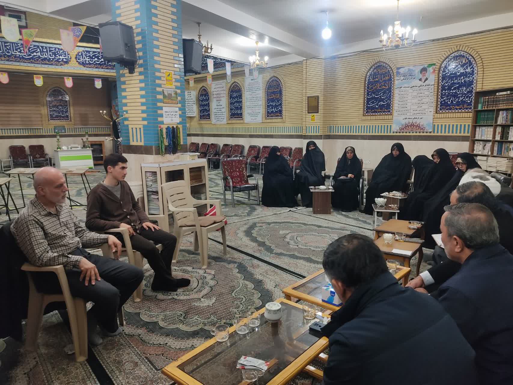 مساجد ارومیه در آغوش رمضان؛ غبارروبی و جلا دادن روح ایمان