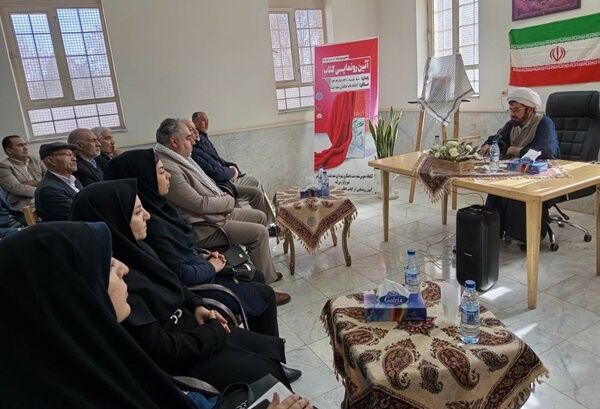 «اولین معلم شهر»؛ وقتی تجربه آموزش به روایت ماندگار بدل میشود