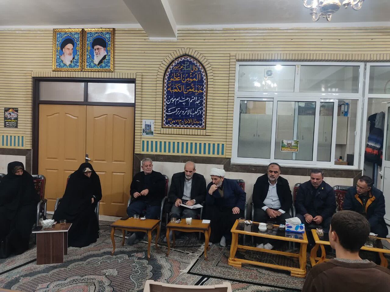 مساجد ارومیه در آغوش رمضان؛ غبارروبی و جلا دادن روح ایمان