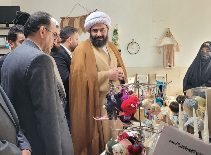 هنر بانوان روستایی نیازمند آموزش روزآمد، بازارسازی و برندسازی است