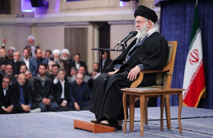 رهبر معظم انقلاب: ما داغدار و عزادار خون‌های ریخته شده در فتنه دی‌ماه هستیم