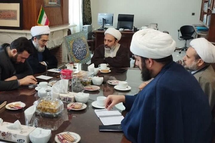 دیدار معاون بین‌الملل آستان قدس رضوی با رئیس نمایندگی سازمان فرهنگ و ارتباطات اسلامی در مشهد