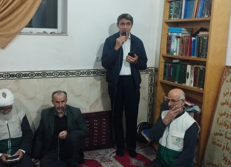 قرآن های اهدایی خادمیاران رضوی جان تازه ای به مسجد سوخته پنبه چوله بخشید