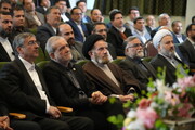 نشست نهضت عدالت آموزشی و دیدار با فرهیختگان فرهنگی با حضور پزشکیان در لرستان