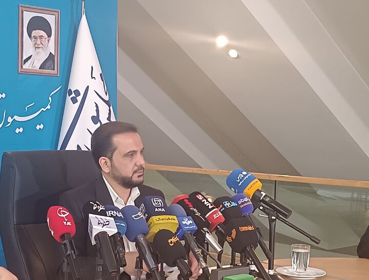 اعلام جزئیات افزایش حقوق در بودجه ۱۴۰۵/افزایش حقوق با نرخ تورم برابر باشد