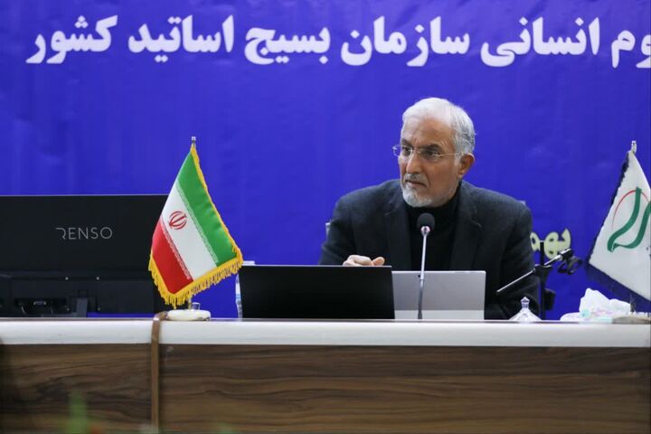 راغفر: ادامه کاهش ارزش پول ملی، نابرابری و بی‌اعتمادی را تشدید می‌کند