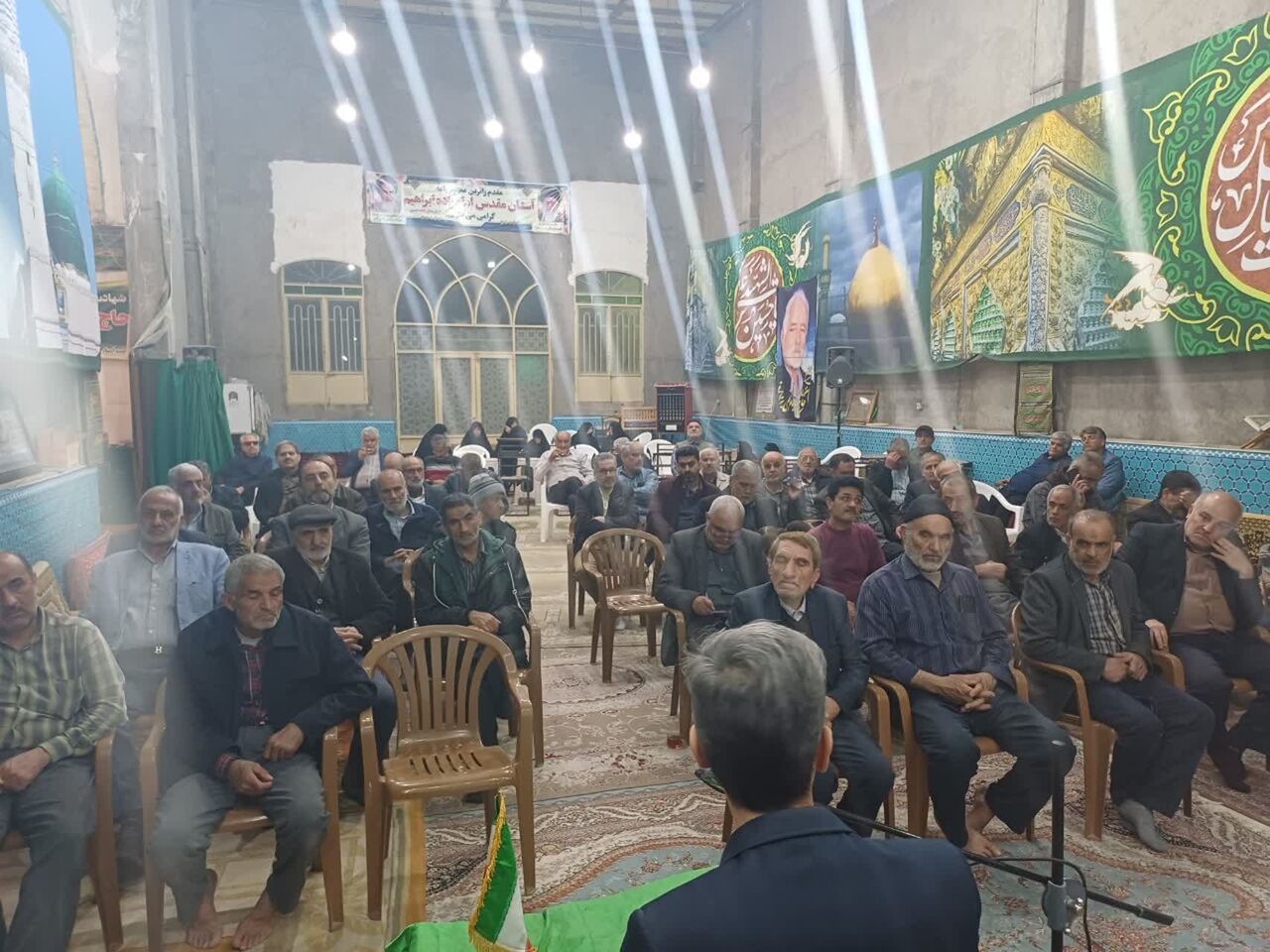 نشست تحلیلی سیاسی در آران و بیدگل برگزار شد