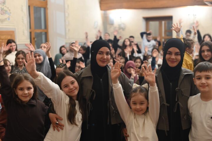 ۲۰۰ کودک حافظ قرآن، رمضان را در مسجد تاریخی پریشتینا کوزوو جشن گرفتند