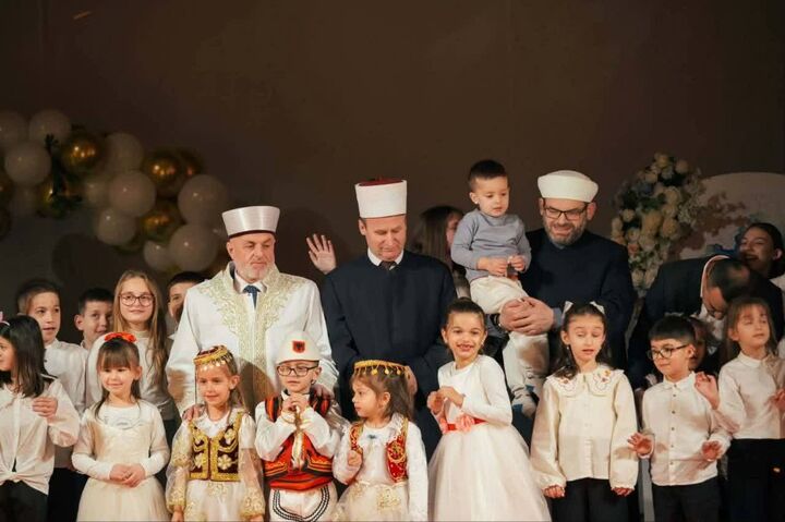 الباسان؛ قلب تپنده میراث اسلامی آلبانی در آیینه یک اجتماع رمضانی باشکوه