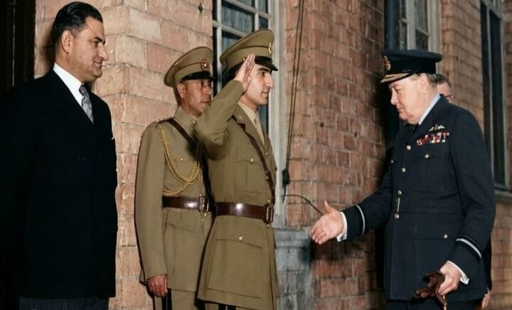 توان نظامی عاریتی در دوران پهلوی!