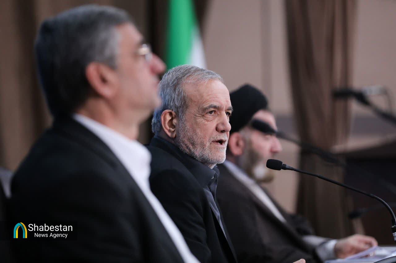 جلسه شورای برنامه‌ریزی و توسعه استان لرستان باحضور رییس جمهور