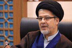 ریشه‌های حوادث اخیر و تبیین عصر استعمار چهارم/امروز نیازمند فروتنی اجتماعی در مواجهه با نسل جوان هستیم