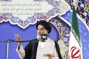 امام جمعه اهواز: بستن تنگه هرمز اقتصاد آمریکا و اروپا را فلج می‌کند