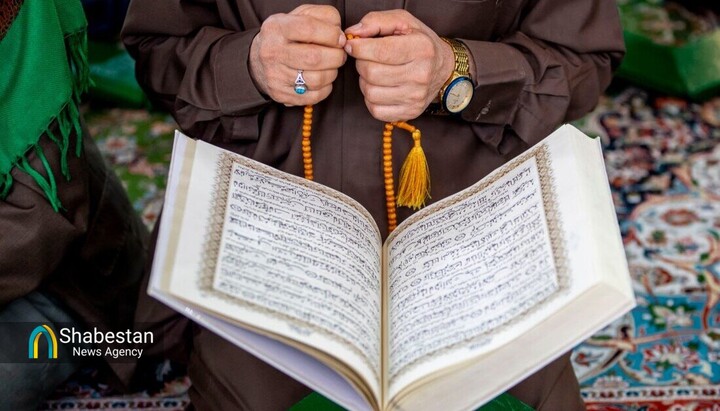 پویش ملی ختم قرآن کریم برای رهبر شهید در مشهد 