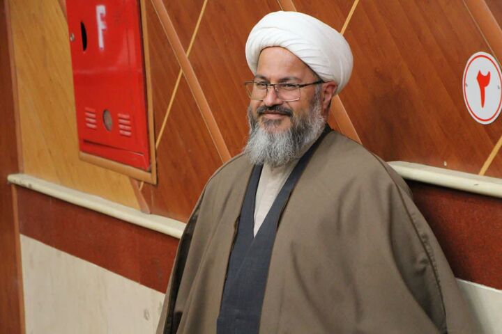 برگزاری سفره‌های افطاری ساده در مساجد ملایر