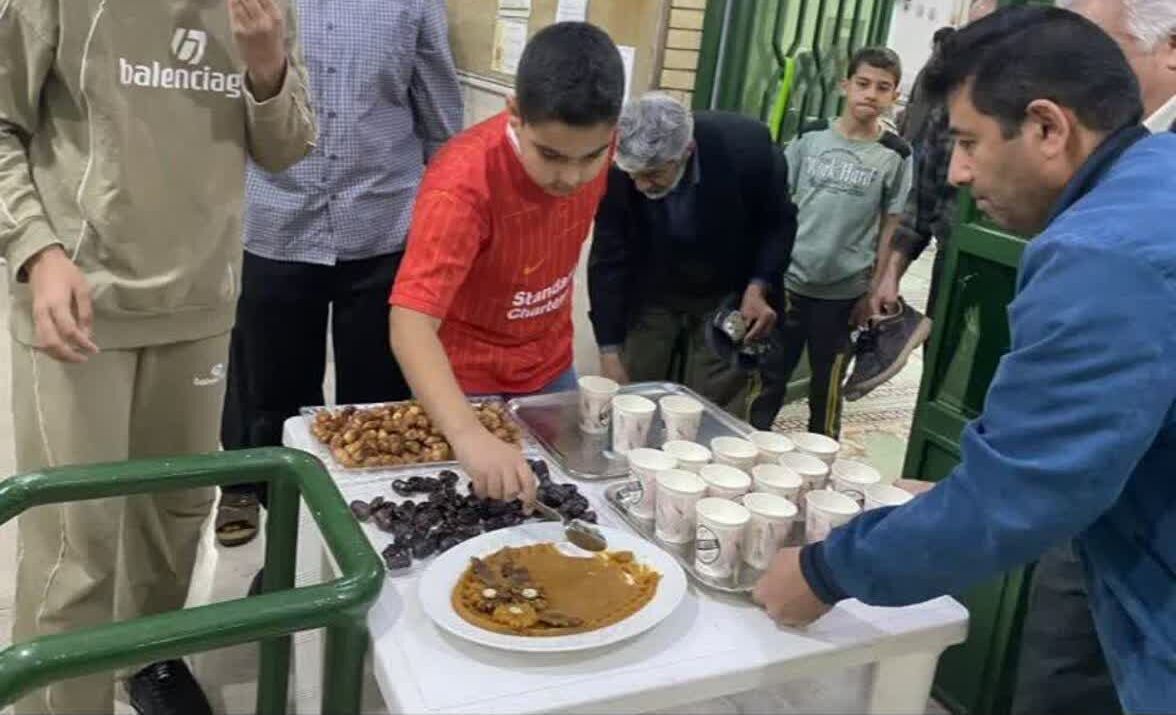 برپایی سفرههای «افطاری ساده» در ۳۰۰ نقطه مشهد با محوریت مساجد