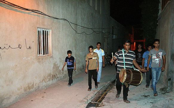 نوای بیدارباش سحر در کوچه‌ پس‌کوچه‌های جنوب ایران؛ «دُم دُم سحری» هنوز زنده است