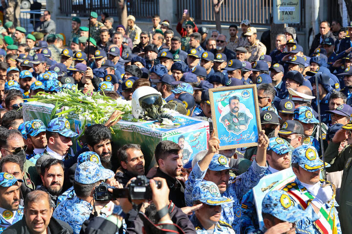 پیکر شهید «مهدی فیروزمند» در تبریز تشییع شد