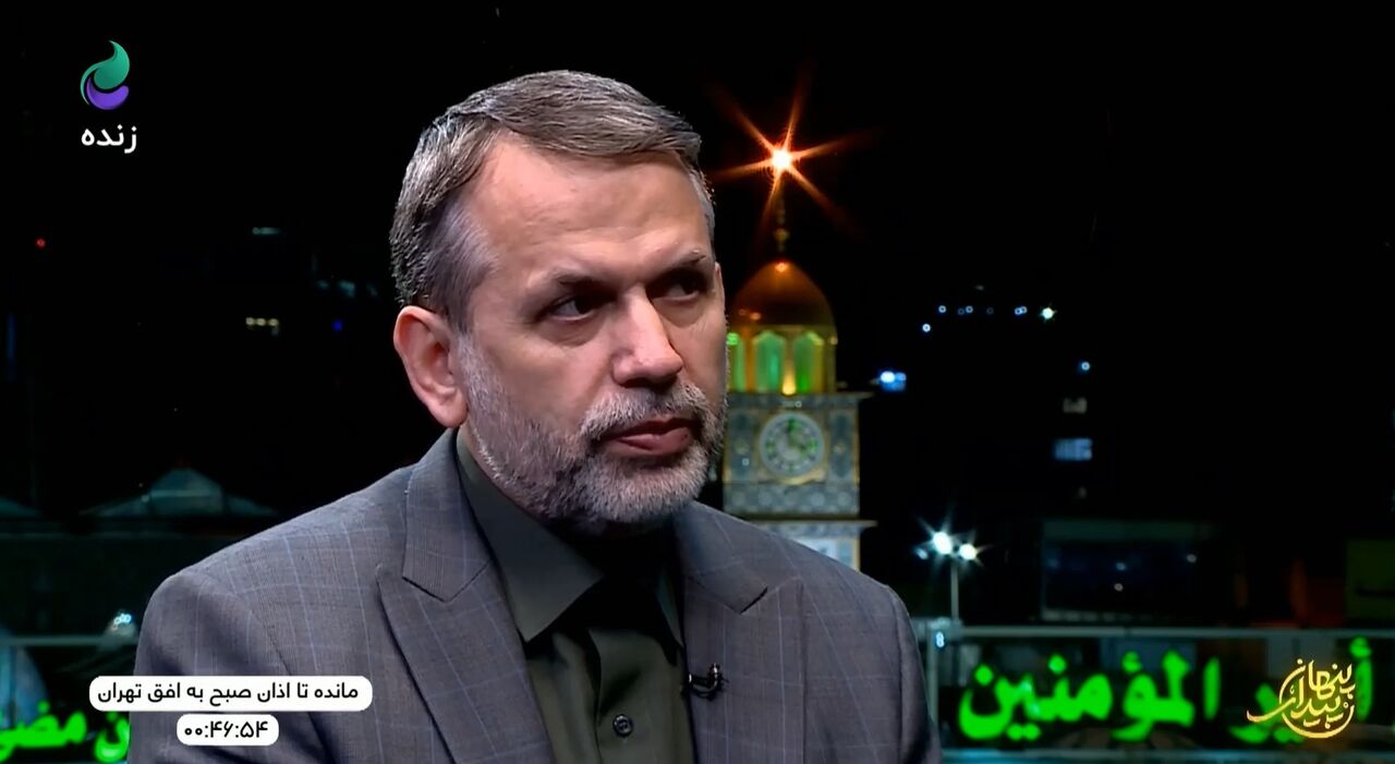 خوشبینی به فضل خدا احساس فقر را از بین میبرد