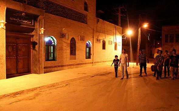 نوای بیدارباش سحر در کوچه‌ پس‌کوچه‌های جنوب ایران؛ «دُم دُم سحری» هنوز زنده است