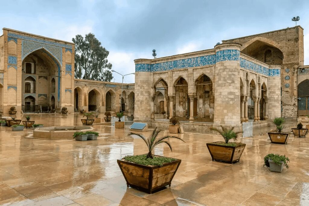 از آزادی زندانیان تا بازسازی ۵۲ مسجد؛ «مسجد همدل» در فارس کلید خورد