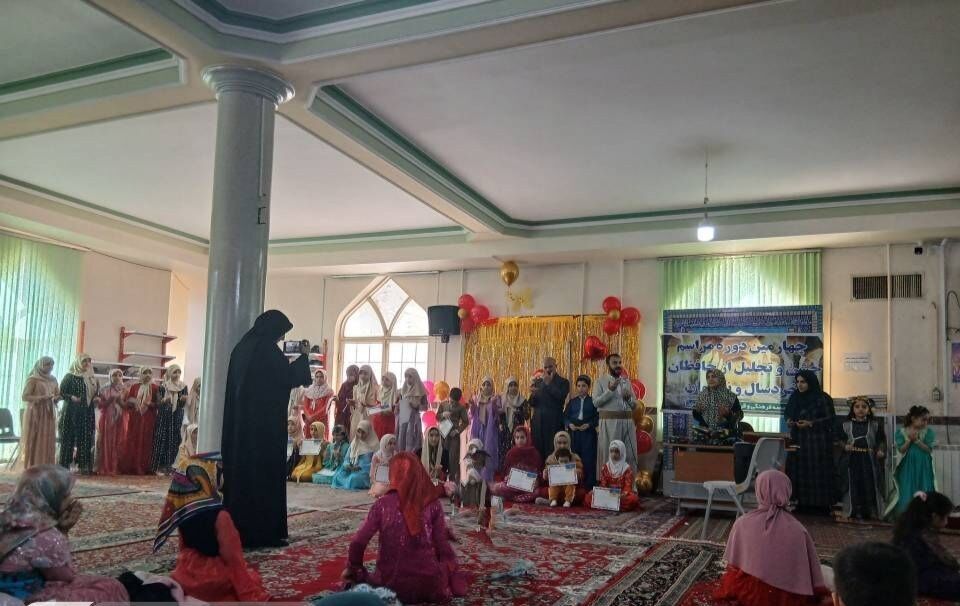 رمضان در کوچههای سنندج با نوای قرآن کودکان شکوفا شد