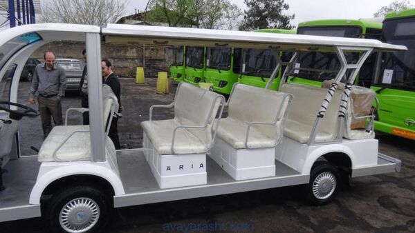 فعالیت خودروهای برقی صلواتی در نمایشگاه قرآن