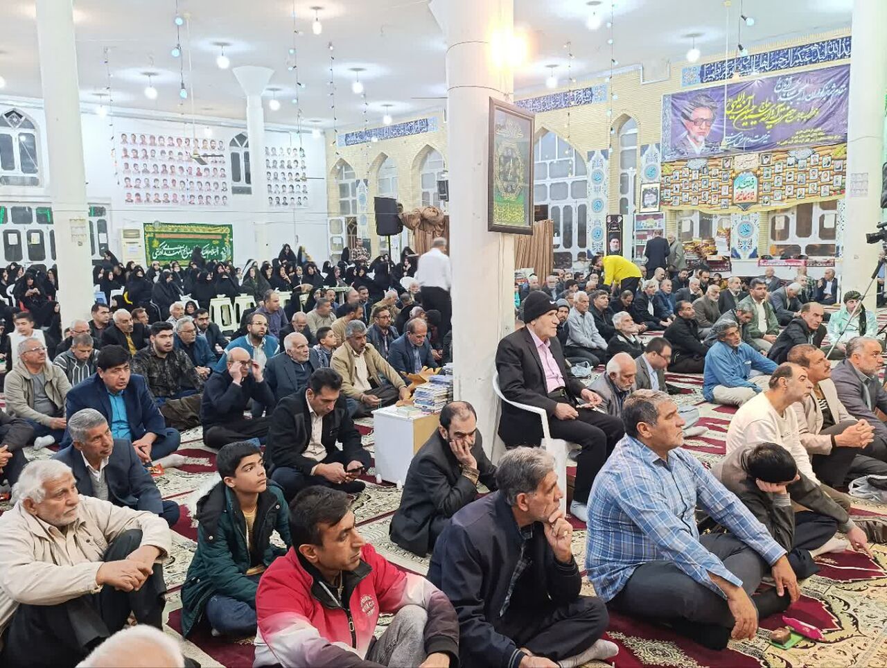 داستان کانونی که از دل مسجد قد کشید