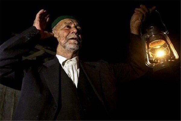 «سحرخوانی»؛ نوای بیدارباش ایمان در کوچه‌های خاموش رمضان