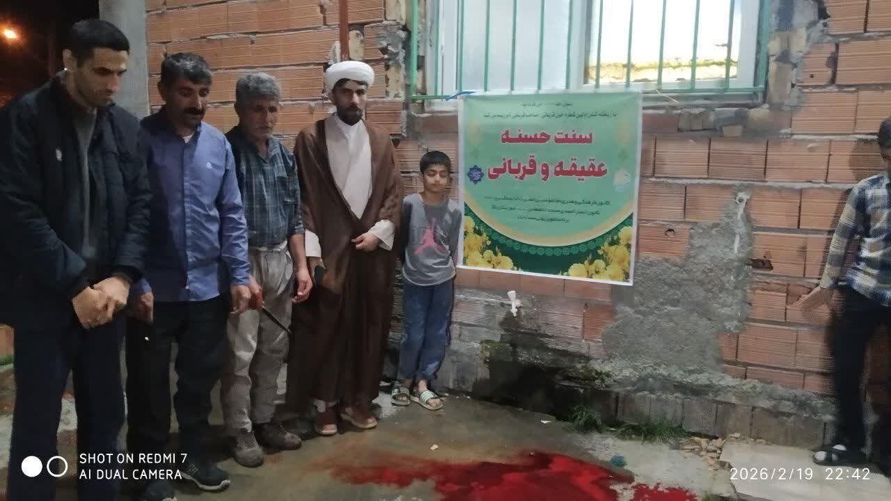 برپایی سفره افطاری ساده در مسجد امام هادی(ع) نکا