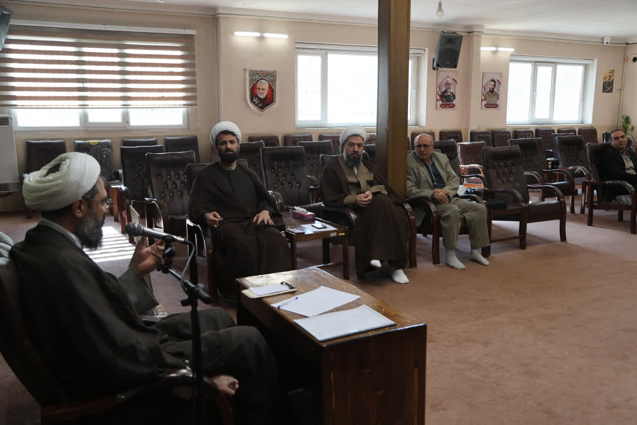 مباحث عرفانی و ابعاد فکری آیت الله بهاری محور مقالات کنگره قرار گیرد