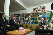 تعالی بشریت در سایه کتاب رقم می‌خورد