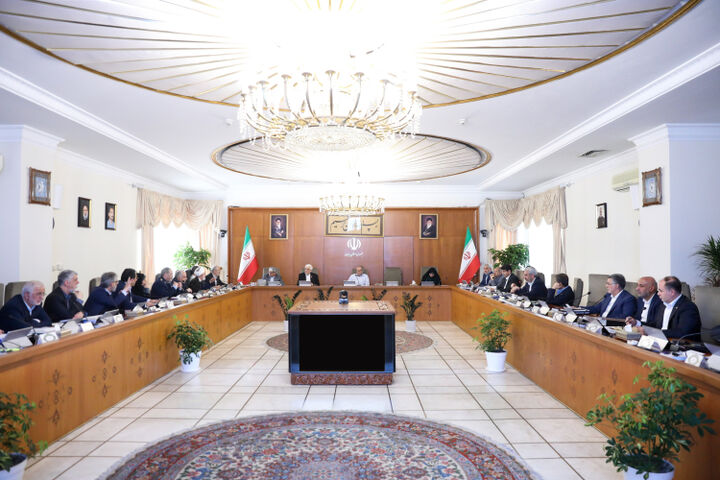 وظیفه ماست که با شنیدن اعتراض، برای حل مسایل و مشکلات اقدام کنیم