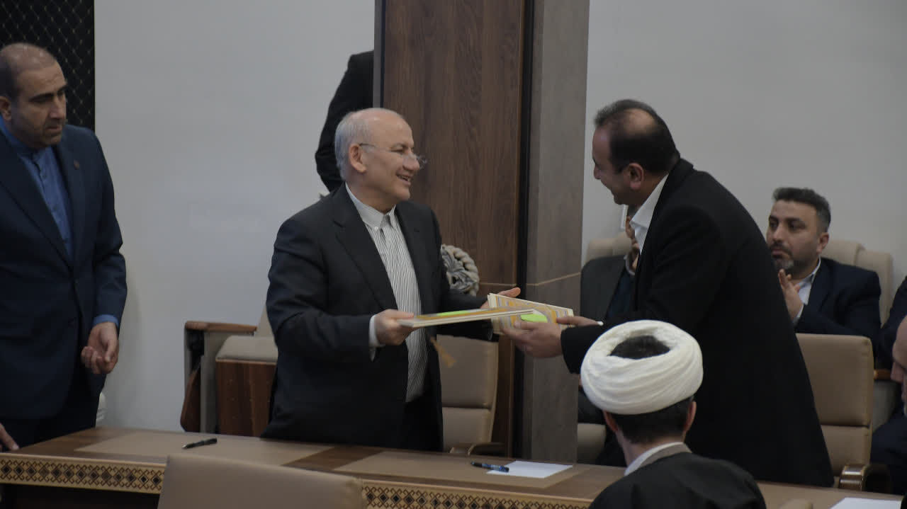 امضای هشت تفاهم‌نامه میلیاردی در مازندران؛ وعده ایجاد ۳۸۰۰ فرصت شغلی