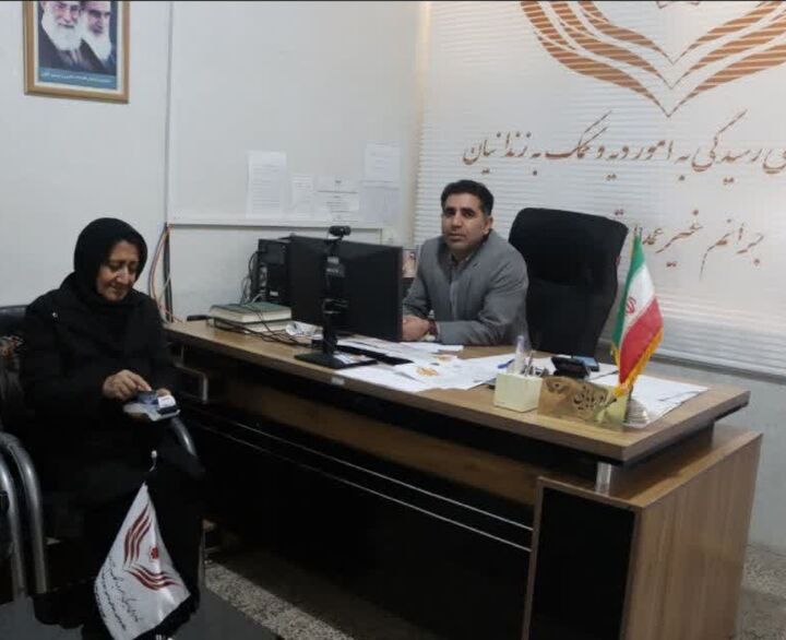 اهدای ۲۰۰ میلیون ریال هزینه سالگرد برای آزادی یک زندانی غیرعمد