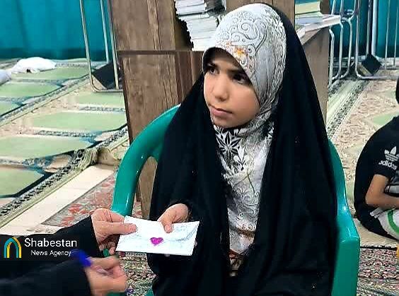 «ستارههای نورانی» مسجد را کانون انس کودکان کرمانی با قرآن میکند