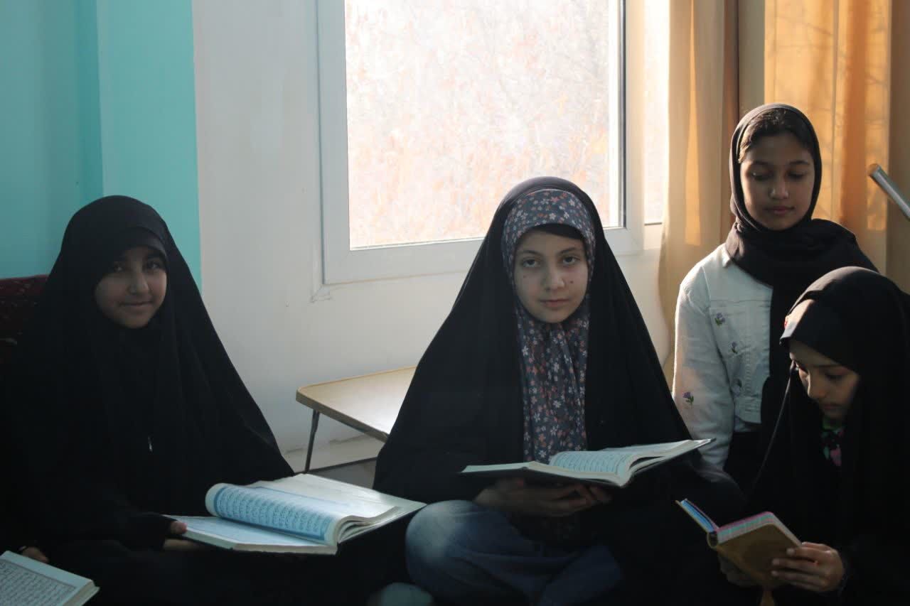 تدبر نوجوان؛ پاسخ به مهجوریت قرآن با زبان تصویر و فضای مجازی