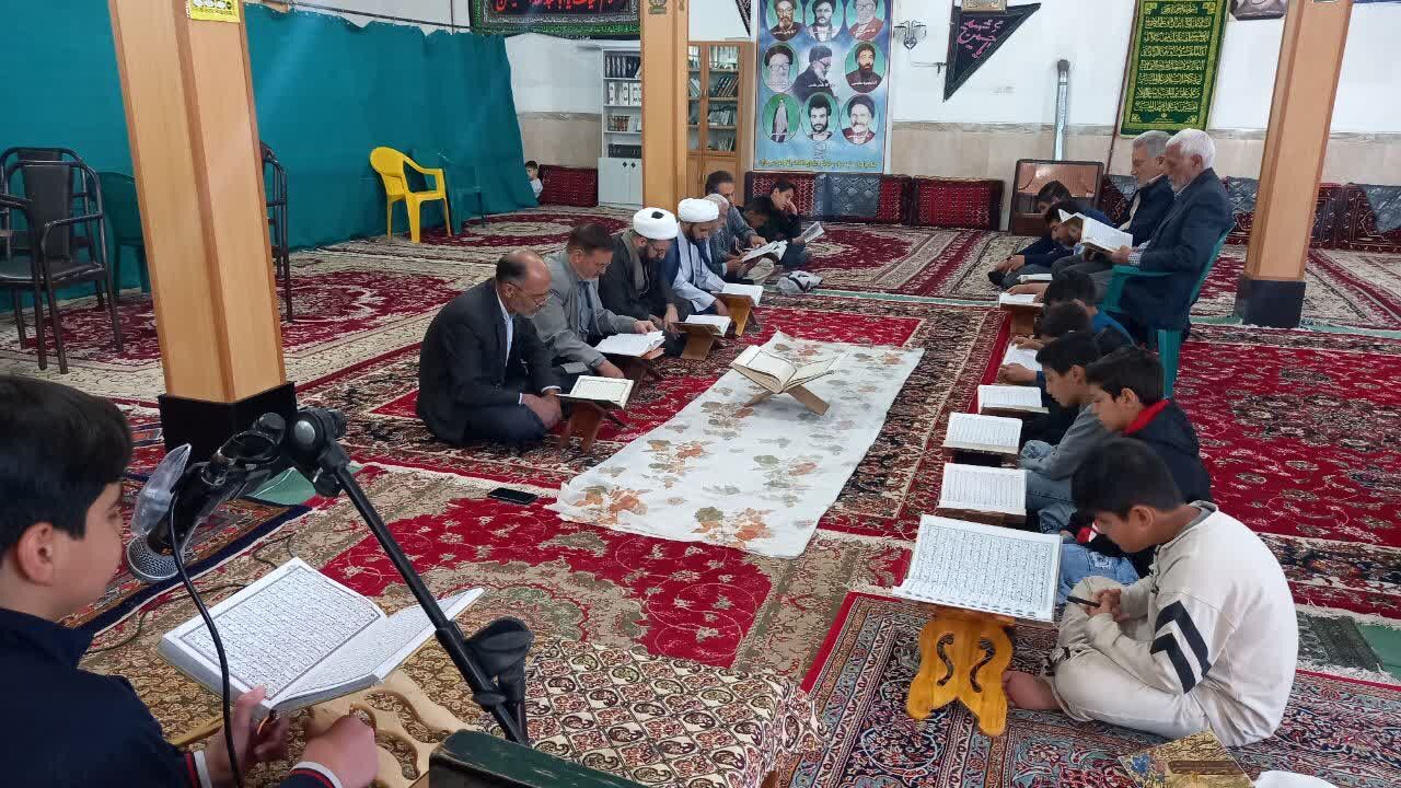 کانون شهید آیت‌الله صدر امرآباد میزبان روزه‌داران در مهمانی ۳۰ شب ماه رمضان